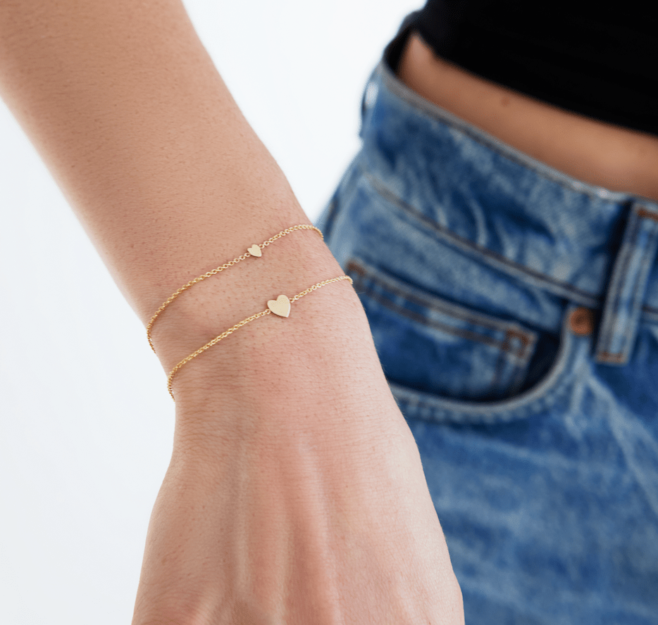 Itty Bitty Engravable Gold Heart Bracelet - r.chiara