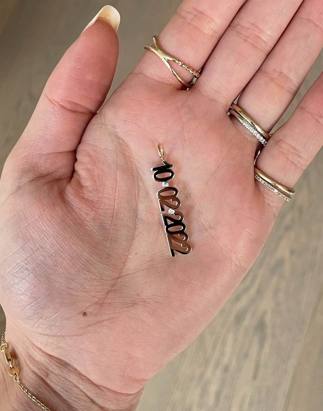 Custom Date Charm - r.chiara